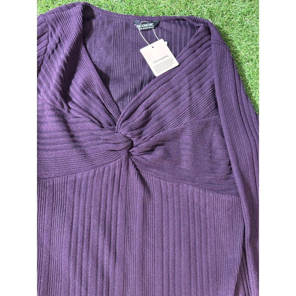 BloomChic Purple Ribbed‎ Twist Front Long Sleeve Top NWT Women's XL (Est.)